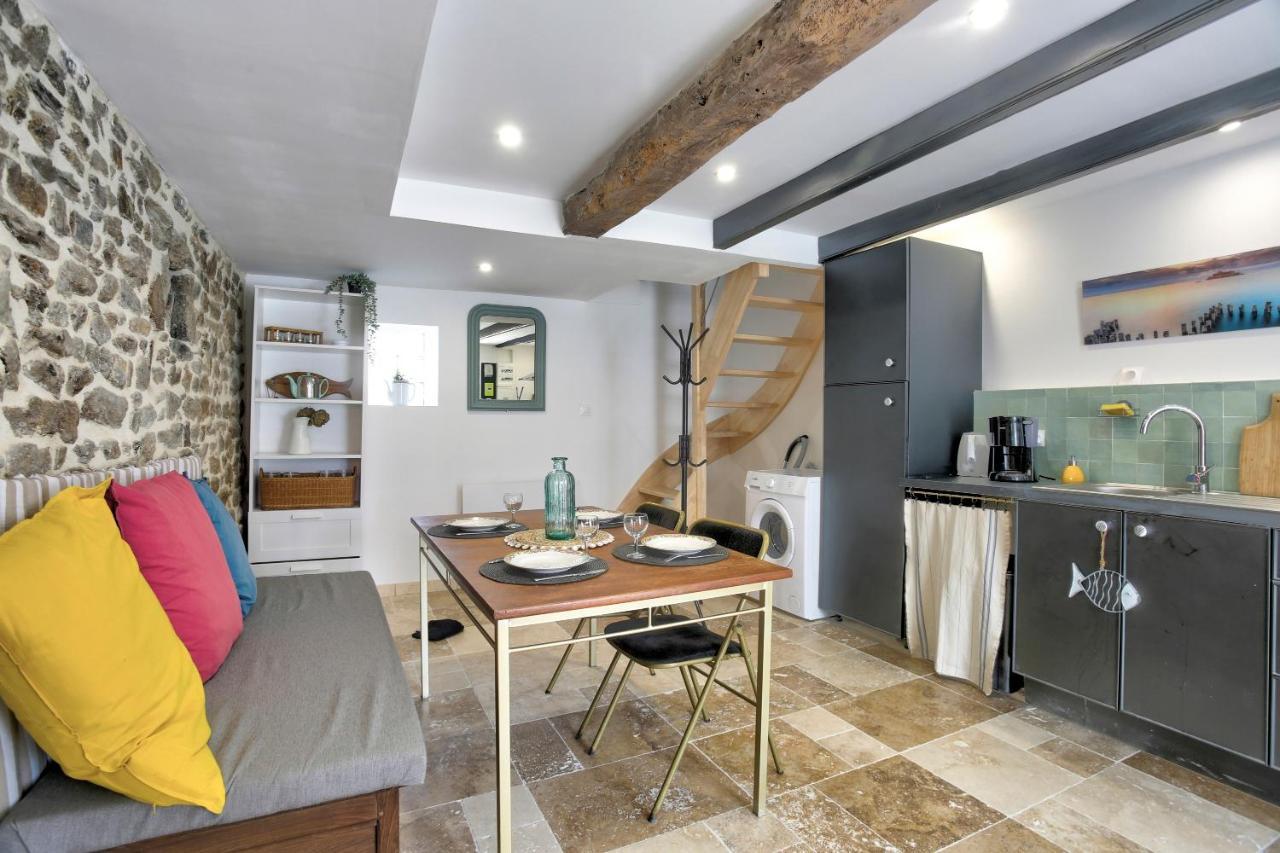 La Quinardais - Charmante Maison Avec Terrasse Saint-Samson-sur-Rance Dış mekan fotoğraf